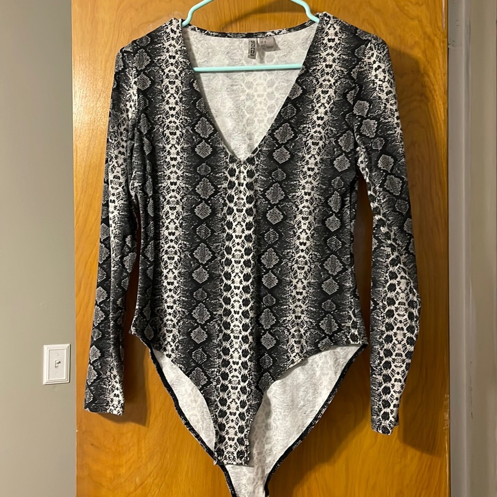 h&m bodysuit